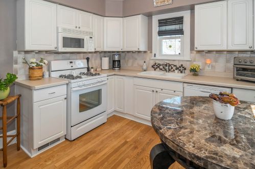 2060 97, Milwaukee WI 53227-1434 exterior