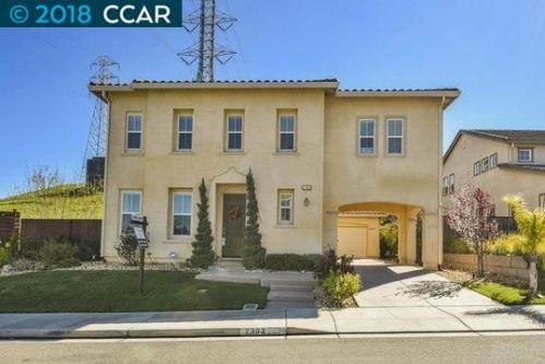 2303 Maho Bay Cir, West Pittsburg, CA 94565-3250