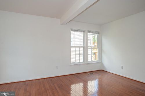 6388 Stagg Ct, Springfield VA  22150-1183 exterior