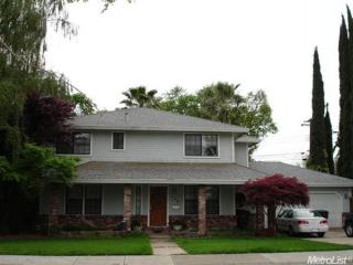 208 Southgate Rd, Sacramento, CA 95815-3770