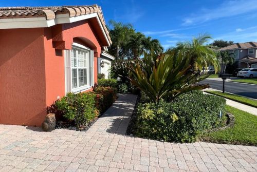3248 Turtle Cv, West Palm Beach, FL 33411-6472