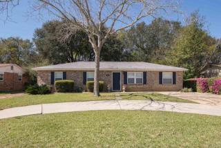 3075 Newton Dr, Pensacola, FL 32503-5104