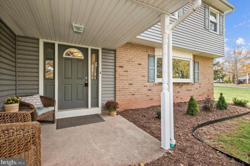 1391 Mark Dr, Lansdale, PA 19446-4720