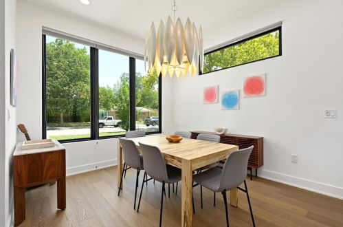 2019 Brentwood St, Austin TX  78752-4105 exterior