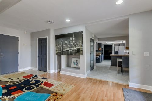 7204 Paradise Dr, Scottsdale AZ 85260-5436 exterior