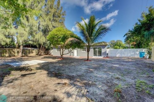 1485 1st Ct, Boynton Beach FL  33435-2609 exterior