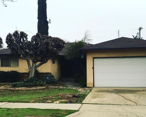 4614 2nd St, Fresno, CA 93726-1632