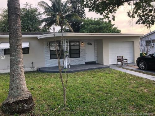 6730 25th St, Hollywood, FL 33023-2741