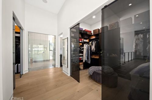 18852 Canyon Crest Dr, Orange CA 92861-2806 exterior