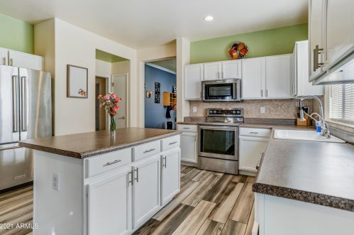 1132 Rockwell St, Gilbert AZ 85234-1415 exterior