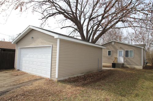 404 30th Ave, Saint Cloud, MN 56303-3756