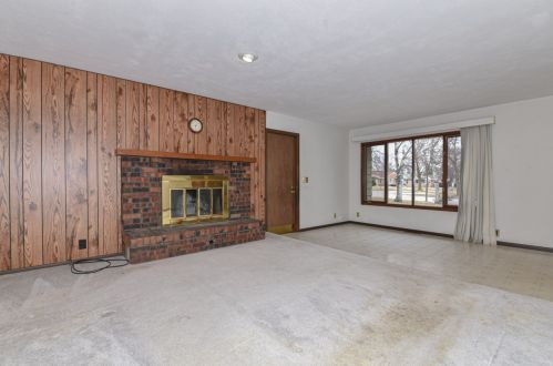 138 Van Norman Ave, Milwaukee WI 53235-5723 exterior