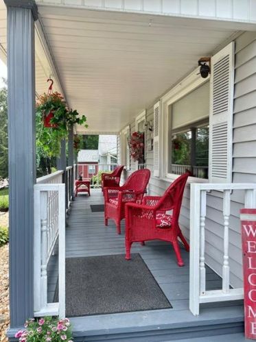 1705 Neshannock Blvd, New Castle PA  16105-2480 exterior