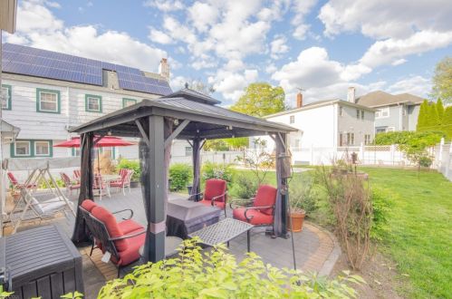 284 Passaic Ave, Nutley NJ  07110-2743 exterior