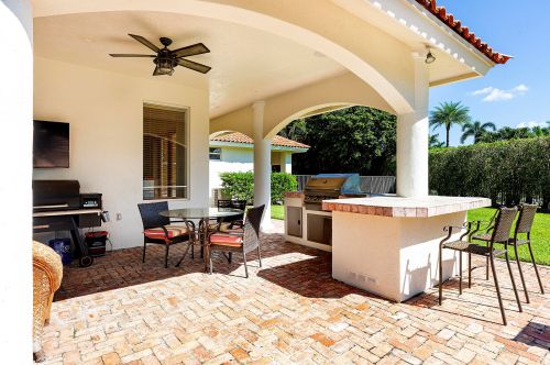 2400 Newbury Ct, West Palm Beach FL  33414-7736 exterior