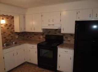 33 Boston St, Coventry RI  02816-8112 exterior