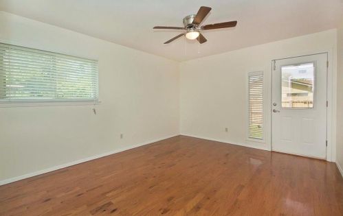 1407 Provincetown Ln, Richardson TX  75080-4146 exterior