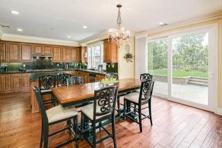 825 Cambridge Ct, Pasadena CA  91107-1977 exterior