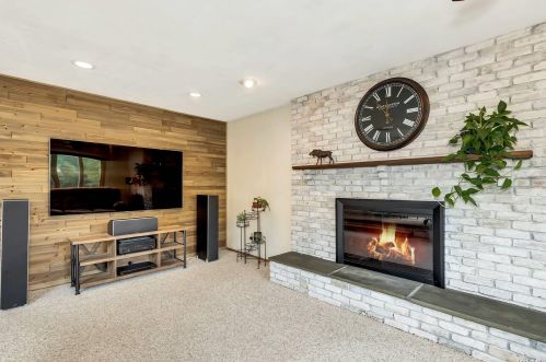 4 Magenta Ln, Elwood NY  11731-5116 exterior