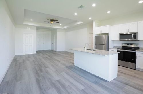 448 Rayneta St, Lehigh Acres FL 33974-0491 exterior