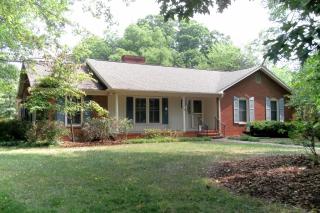 4706 Kingswood Dr, Greensboro, NC 27410-5317