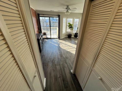 17 Lear Ct, East Brunswick NJ  08816-1863 exterior