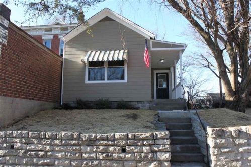 151 Ross Ave, Newport, KY 41073-1132