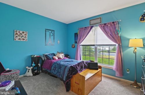 240 Wycombe Dr, Dover DE  19904-3857 exterior