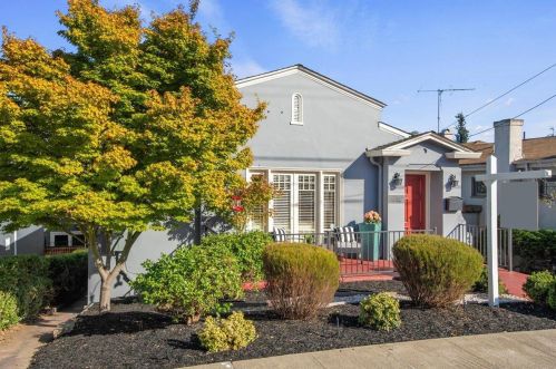 2818 Best Ave, Oakland, CA 94619-3323