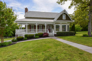 2116 Scarlet Rose Ct, Maryville, TN 37801-7888