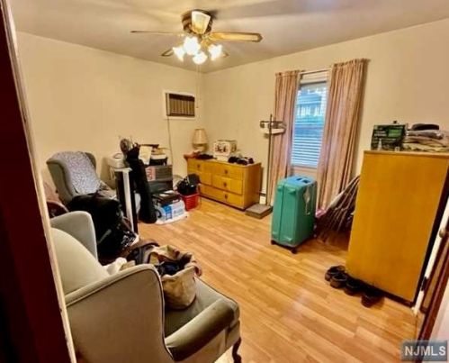 43 Chestnut St, Ridgefield Park NJ  07660-2245 exterior