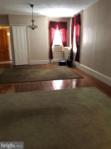 674 Lamberton St, Trenton NJ  08611-2912 exterior