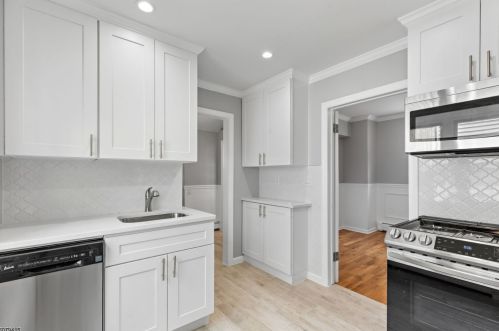 200 Cedar St, Ridgefield Park NJ  07660-1612 exterior