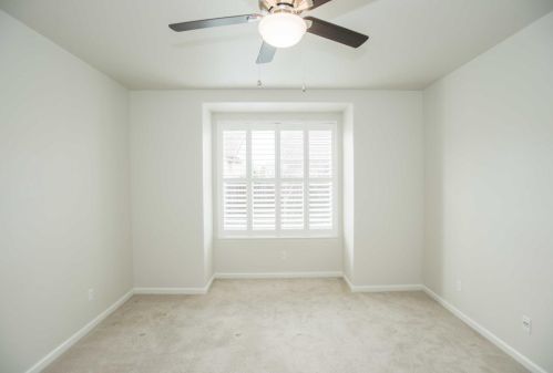 9950 Kennet Way, Elk Grove CA  95757-5118 exterior