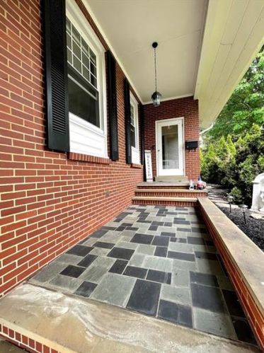 806 Walnut St, Latrobe, PA 15650-2034