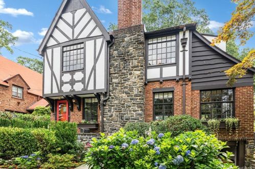11 Parkway, Mount Vernon, NY 10552-1218