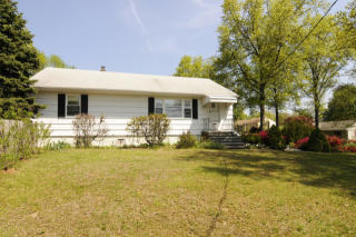 155 Ratzer Rd, Wayne, NJ 07470-5438