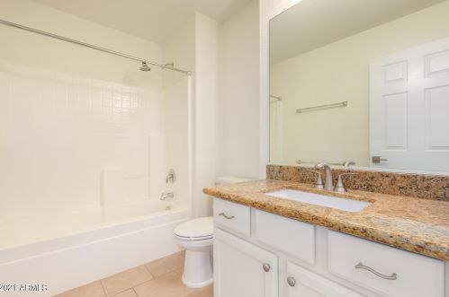 3096 Palm Beach Dr, Chandler AZ  85249-9053 exterior