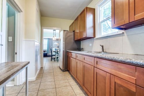 2511 Bernardo De Galvez Ave, Galveston TX 77550 exterior