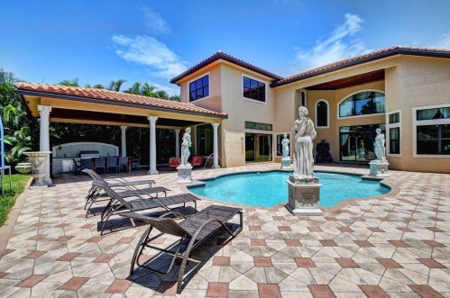 8285 Hawks Gully Ave, Delray Beach FL  33446-9674 exterior