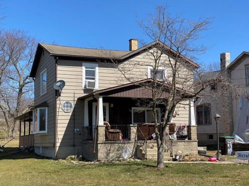 1669 Pine Hollow Blvd, Hermitage, PA 16148-1939