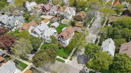 1500 49th St, Milwaukee WI  53208-2251 exterior