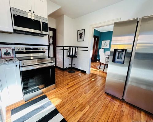 176 Roosevelt Ave, Norwich CT  06360-3346 exterior