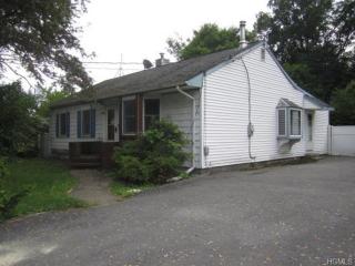 35 Wickham Dr, Warwick NY  10990-2138 exterior