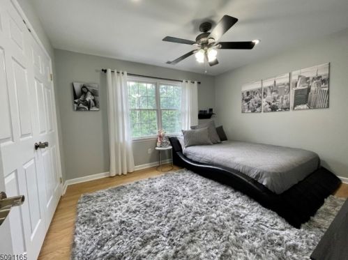 13 King Alex Ct, Sparta NJ  07871-3901 exterior