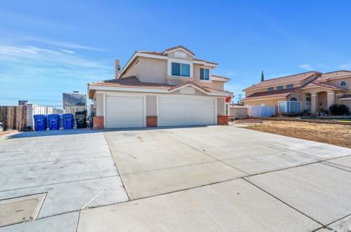 12201 San Dimas St, Victorville, CA 92392-6624