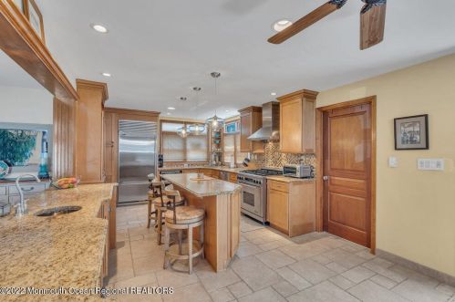 211 Ave, Belmar NJ 07719-2014 exterior