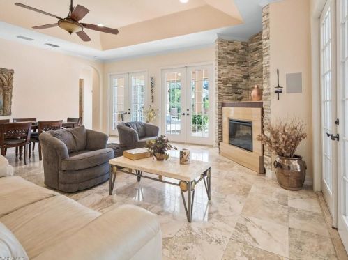 270 Logan Blvd, Naples FL 34116-3909 exterior