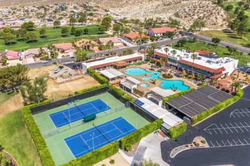 64578 Pinehurst Cir, Desert Hot Springs CA  92240-1346 exterior