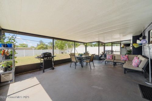 1105 Cleveland St, Titusville FL  32780-6397 exterior
